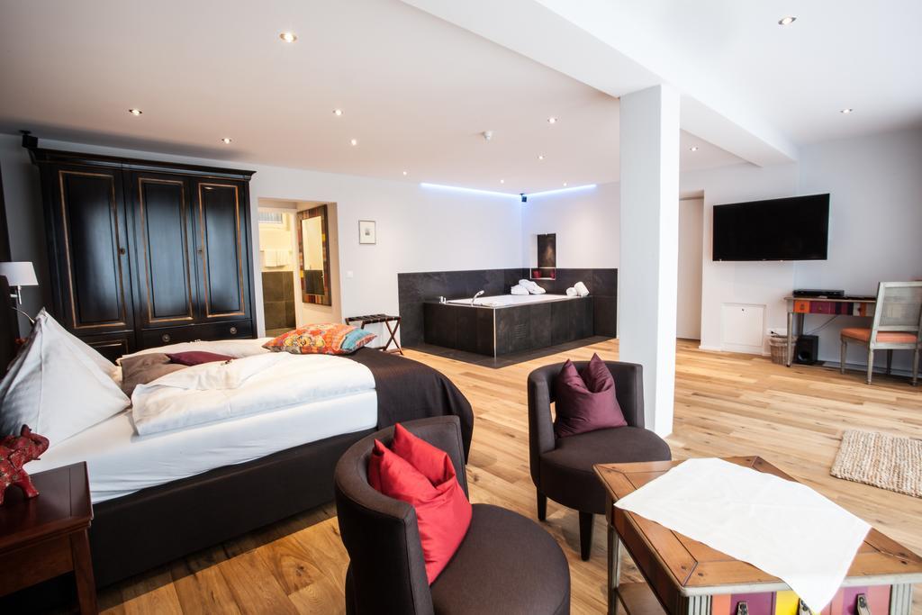 Garni-Hotel Frohburg - Beau Rivage Collection Weggis Room photo